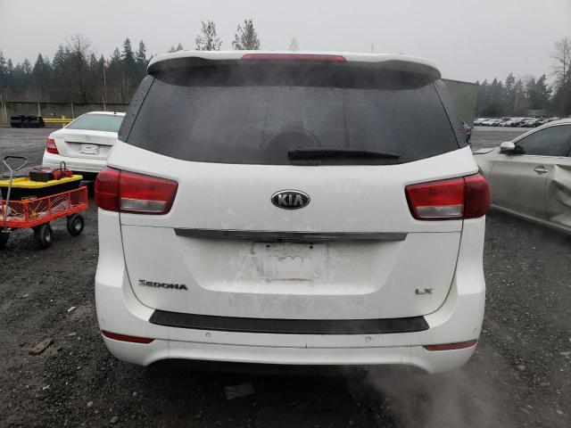 KNDMB5C18G6087408 - 2016 KIA SEDONA LX WHITE photo 6