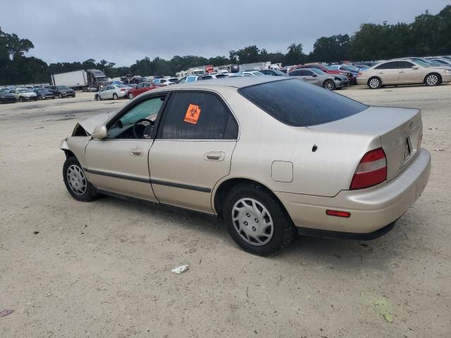 1HGCD5536RA127846 - 1994 HONDA ACCORD LX GOLD photo 2