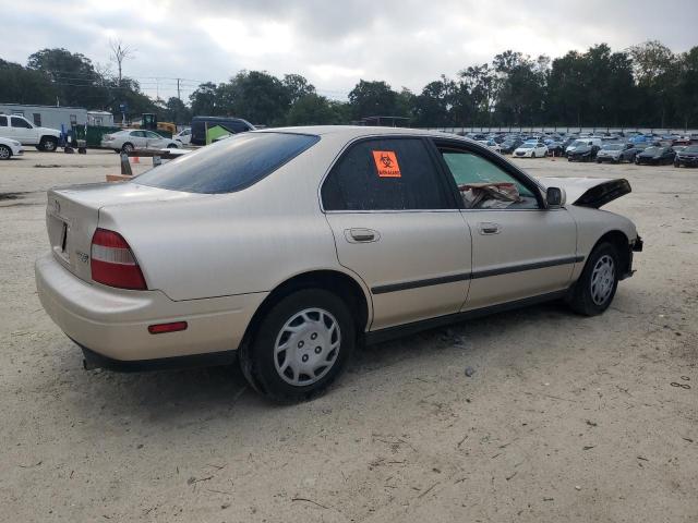 1HGCD5536RA127846 - 1994 HONDA ACCORD LX GOLD photo 3
