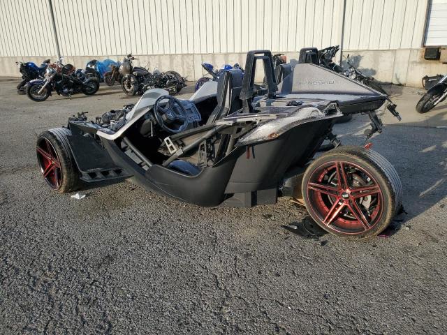 57XAASFA6G5109659 - 2016 POLARIS SLINGSHOT GRAY photo 3