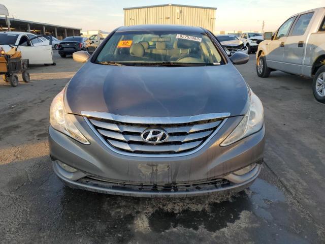 5NPEC4AB9BH198717 - 2011 HYUNDAI SONATA SE GRAY photo 5