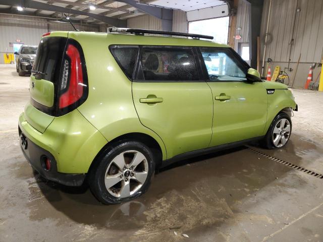 KNDJN2A28H7882944 - 2017 KIA SOUL GREEN photo 3