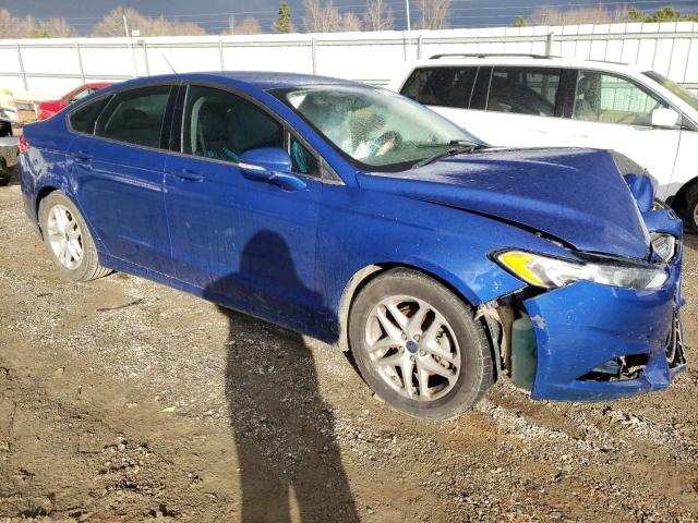 3FA6P0H79FR123947 - 2015 FORD FUSION SE BLUE photo 4