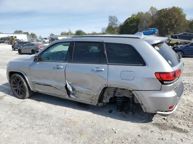 1C4RJFAG6KC802377 - 2019 JEEP GRAND CHER LAREDO Gümüş fotoğraf 2
