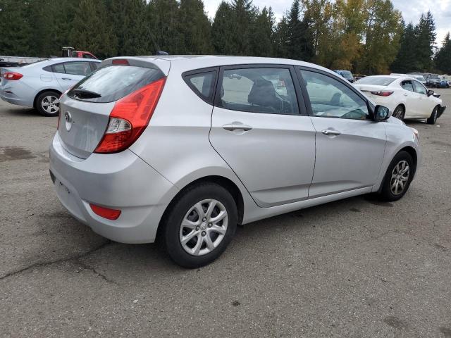KMHCT5AE0DU066599 - 2013 HYUNDAI ACCENT GLS 银色 照片 3