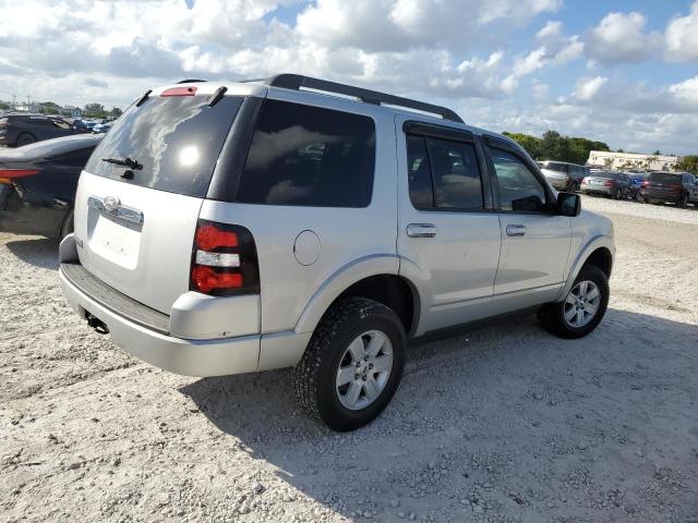 1FMEU6DE6AUB07868 - 2010 FORD EXPLORER XLT SILVER photo 3