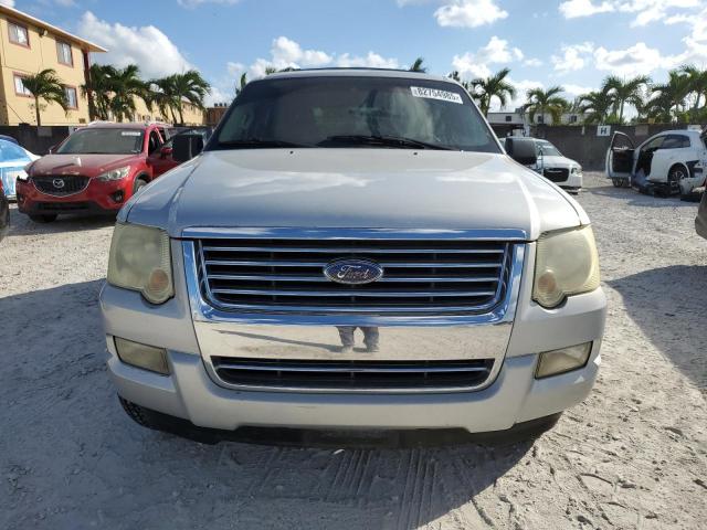 1FMEU6DE6AUB07868 - 2010 FORD EXPLORER XLT SILVER photo 5