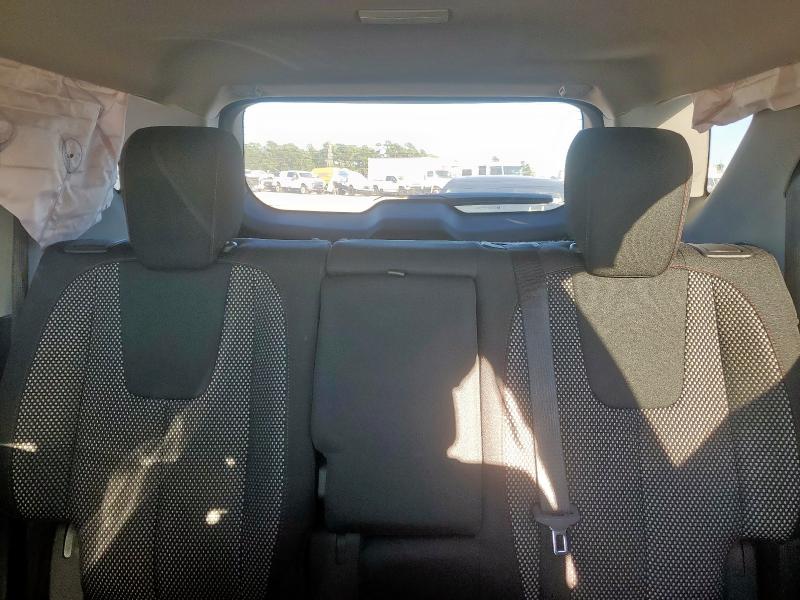 1GNALCEKXGZ100742 - 2016 CHEVROLET EQUINOX LT Czarny zdjęcie 10