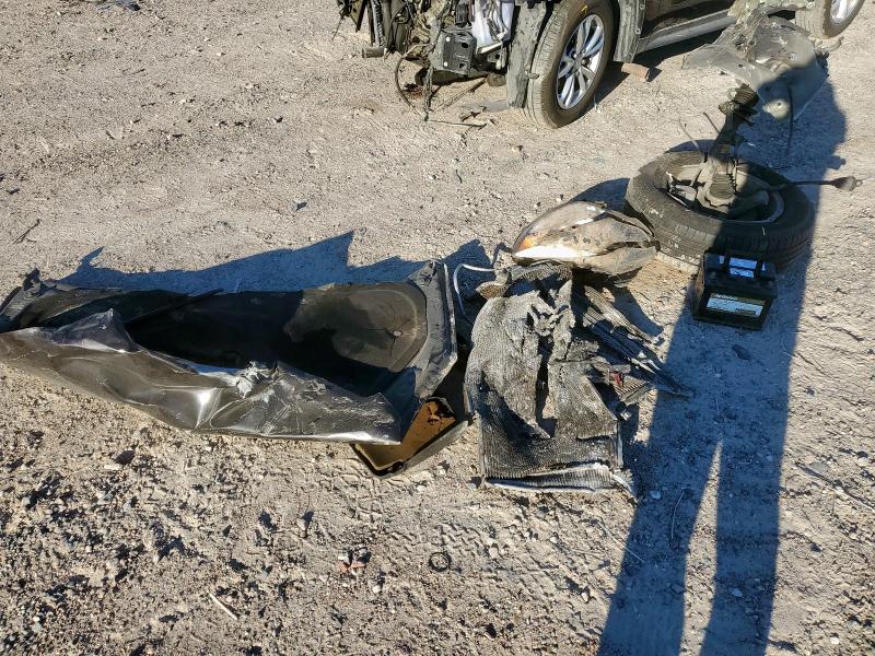 1GNALCEKXGZ100742 - 2016 CHEVROLET EQUINOX LT Czarny zdjęcie 13