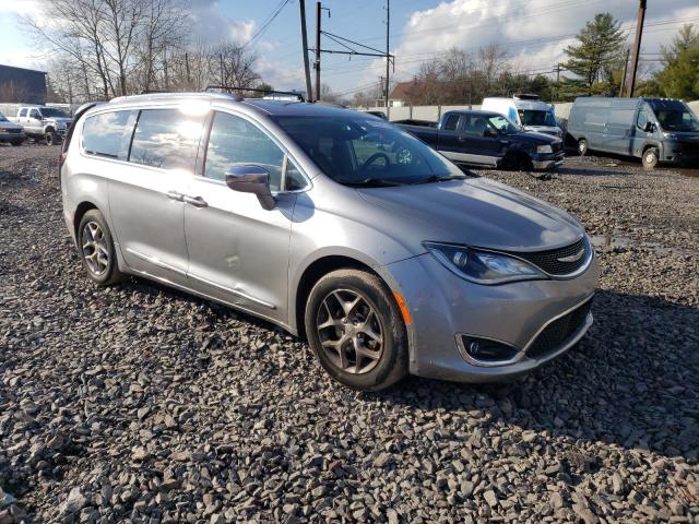 2C4RC1GG8JR269152 - 2018 CHRYSLER PACIFICA LIMITED SILVER photo 4