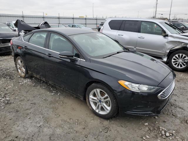 3FA6P0H75JR254138 - 2018 FORD FUSION SE BLACK photo 4