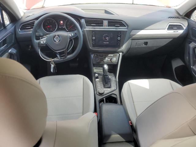 3VV2B7AX9JM202780 - 2018 VOLKSWAGEN TIGUAN SE RED photo 8