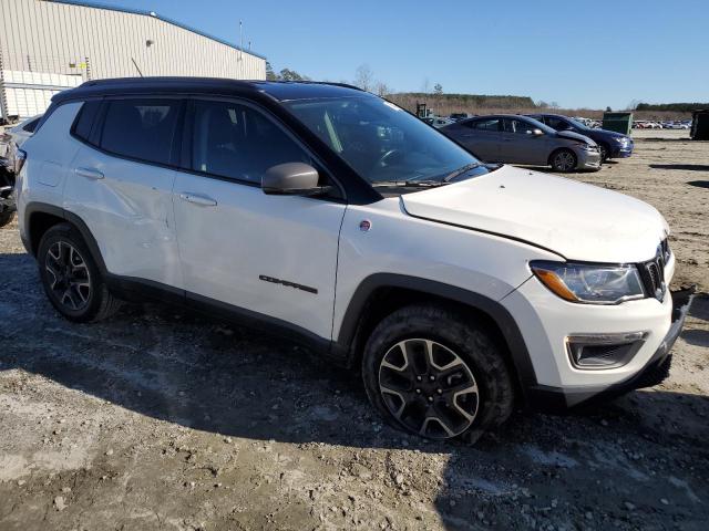 3C4NJDDB3KT739942 - 2019 JEEP COMPASS TRAILHAWK WHITE photo 4