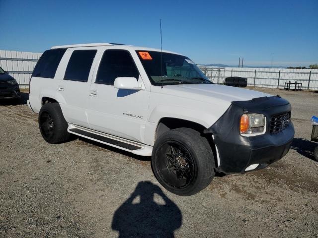 1GYEK13R0XR418963 - 1999 CADILLAC ESCALADE WHITE photo 4