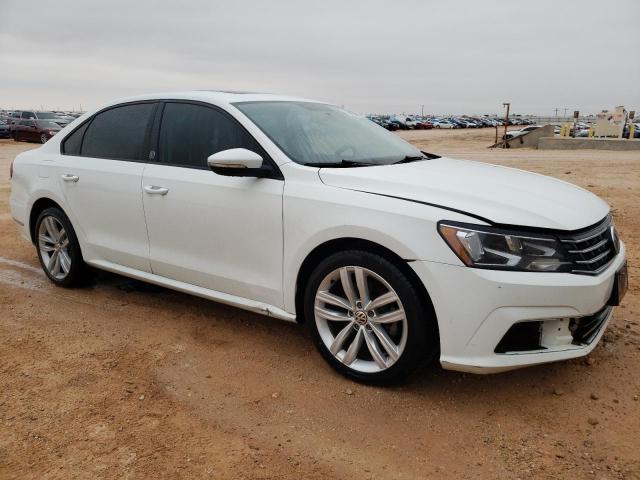 1VWLA7A36KC006119 - 2019 VOLKSWAGEN PASSAT WOLFSBURG WHITE photo 4