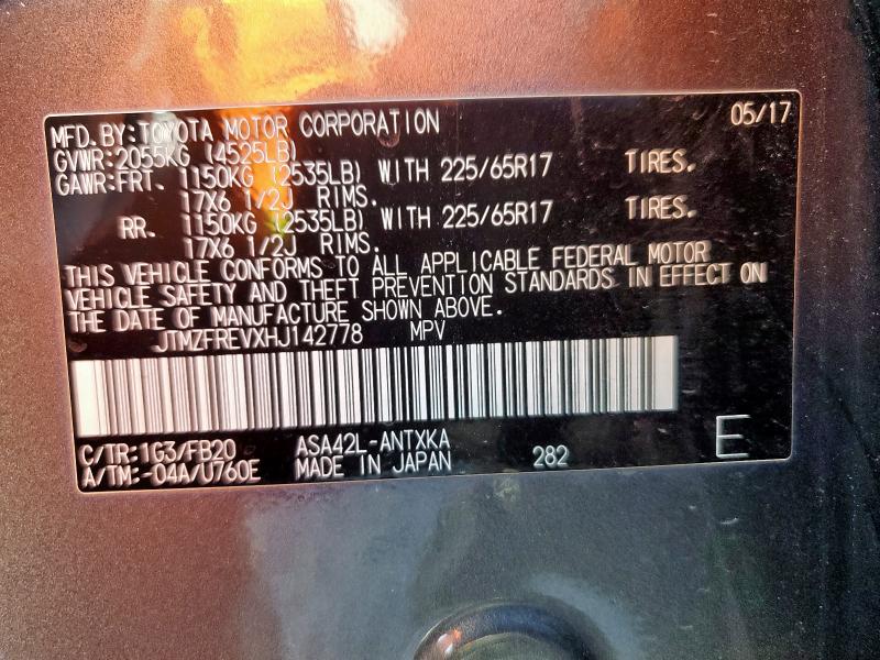 JTMZFREVXHJ142778 - 2017 TOYOTA RAV4 LE Grau Foto 13