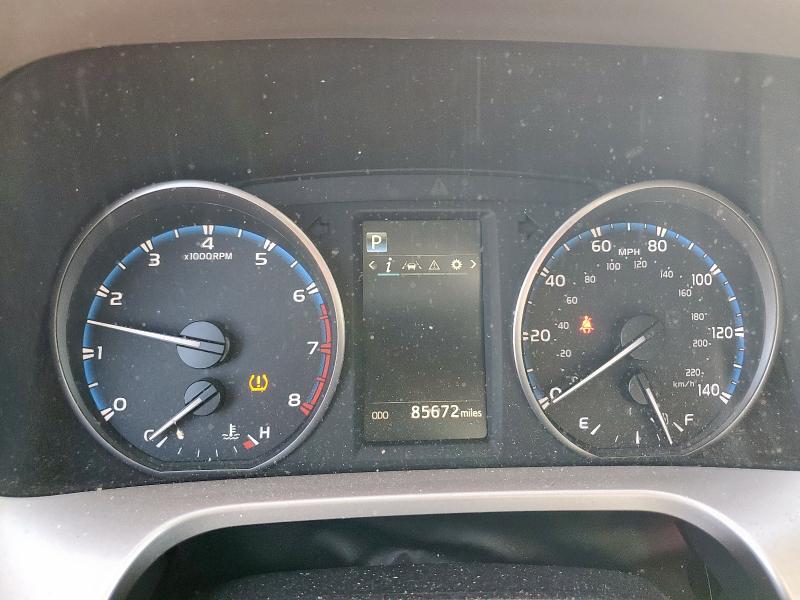 JTMZFREVXHJ142778 - 2017 TOYOTA RAV4 LE Grau Foto 9