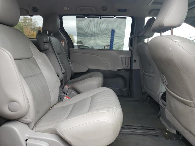 5TDYK3DC4FS598148 - 2015 TOYOTA SIENNA XLE BLACK photo 11