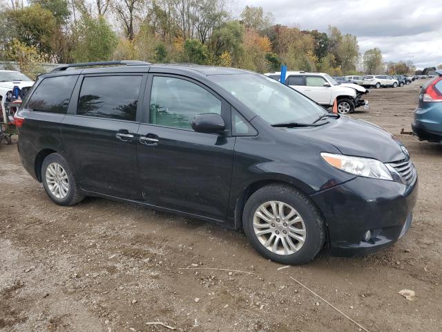 5TDYK3DC4FS598148 - 2015 TOYOTA SIENNA XLE BLACK photo 4