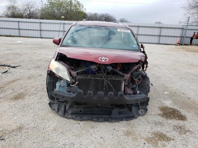 5TDYK3DC5CS195825 - 2012 TOYOTA SIENNA XLE RED photo 5