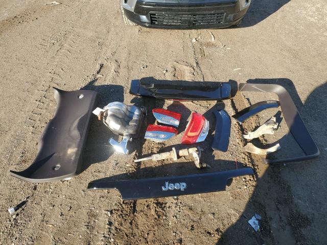 1C4RJFJG9EC237949 - 2014 JEEP GRAND CHER SUMMIT Qara foto 13