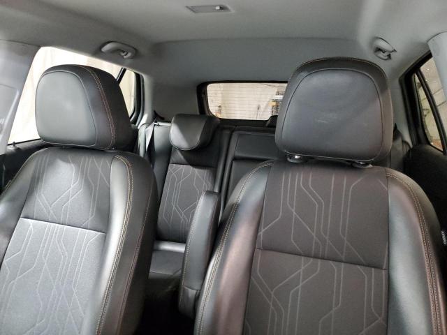 KL7CJPSB0JB598210 - 2018 CHEVROLET TRAX 1LT Күміс фото 10