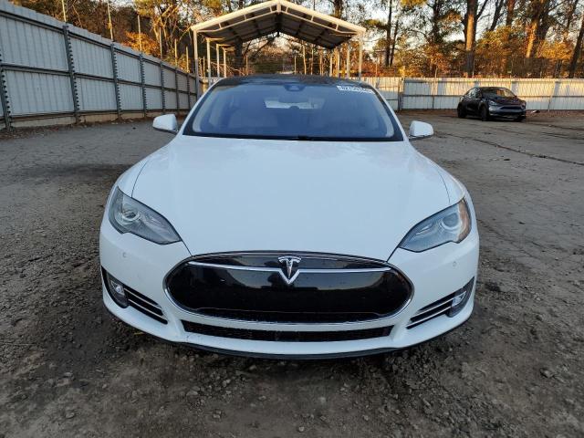 5YJSA1S11EFP54096 - 2014 TESLA MODEL S WHITE photo 5
