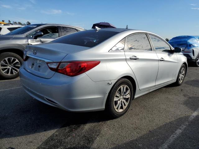 5NPEB4AC3CH396075 - 2012 HYUNDAI SONATA GLS SILVER photo 3