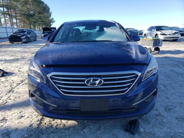 5NPE24AF8GH317712 - 2016 HYUNDAI SONATA SE BLUE photo 5