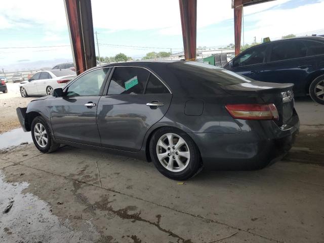 4T1BF3EK2BU127746 - 2011 TOYOTA CAMRY BASE GRAY photo 2