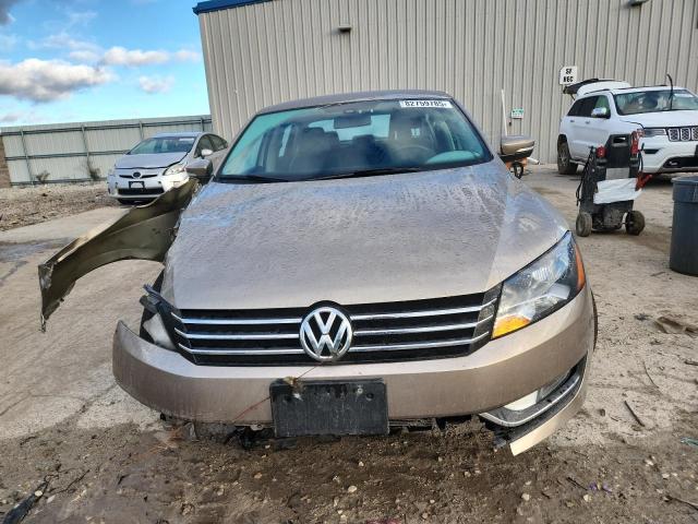 1VWAT7A33FC079200 - 2015 VOLKSWAGEN PASSAT S GOLD photo 5