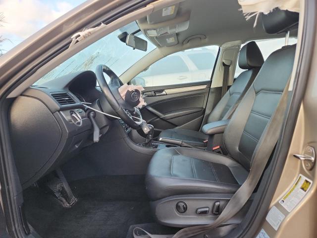 1VWAT7A33FC079200 - 2015 VOLKSWAGEN PASSAT S GOLD photo 7
