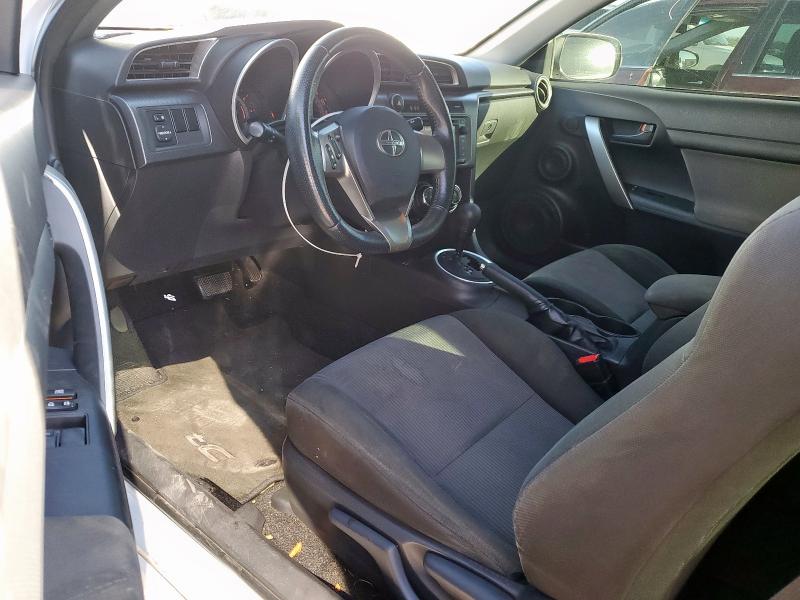 JTKJF5C72E3073796 - 2014 TOYOTA SCION TC Weiß Foto 8