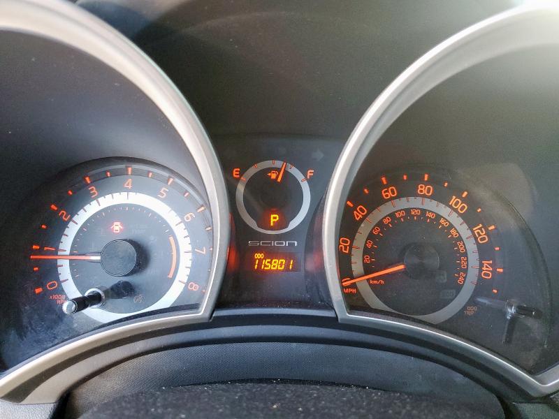 JTKJF5C72E3073796 - 2014 TOYOTA SCION TC Weiß Foto 9