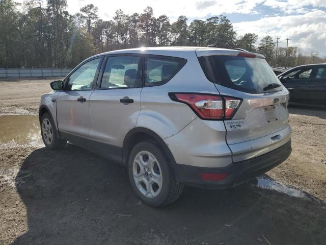 1FMCU0F75JUC17085 - 2018 FORD ESCAPE S SILVER photo 2