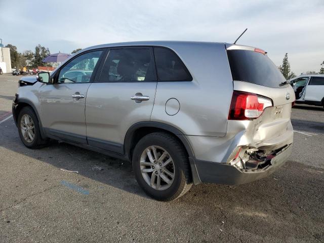 5XYKT3A61FG579099 - 2015 KIA SORENTO LX SILVER photo 2