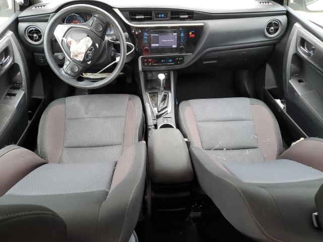 2T1BURHE5JC069453 - 2018 TOYOTA COROLLA L Biały zdjęcie 8