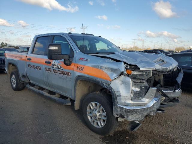 1GC4YLE79LF335700 - 2020 CHEVROLET SILVERADO K2500 HEAVY DUTY SILVER photo 4