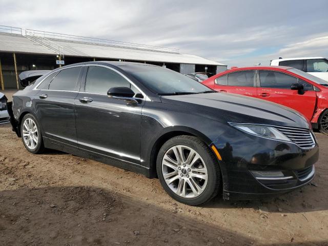 3LN6L2G9XGR604484 - 2016 LINCOLN MKZ BLACK photo 4