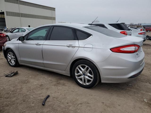 3FA6P0H76FR164696 - 2015 FORD FUSION SE SILVER photo 2