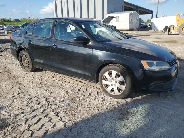 3VW2K7AJ9BM373019 - 2011 VOLKSWAGEN JETTA BASE Schwarz Foto 4