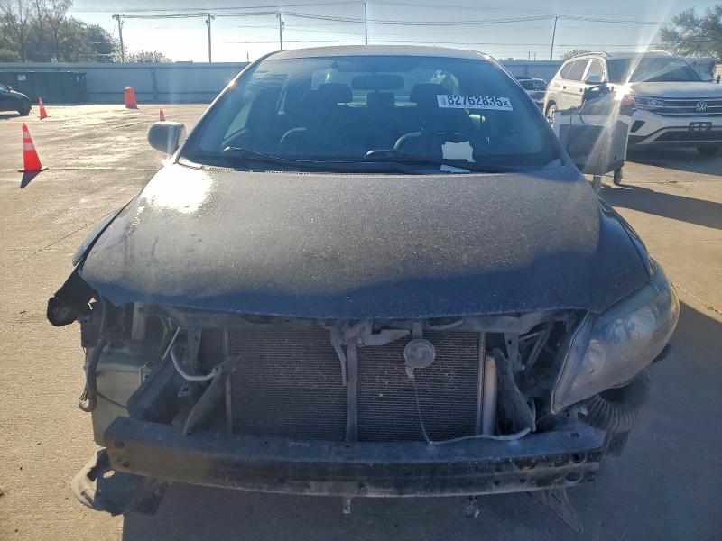 2T1BU4EE3AC492961 - 2010 TOYOTA COROLLA BASE 黑色 照片 5