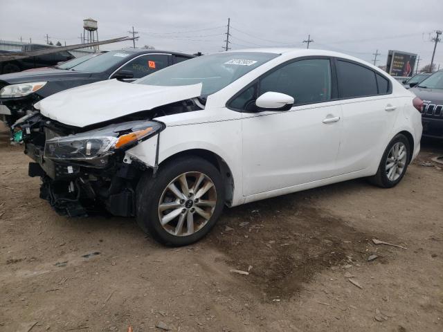 3KPFL4A76HE131442 - 2017 KIA FORTE LX WHITE photo 1