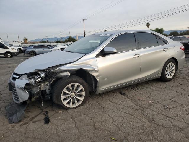 4T1BF1FK7HU813079 - 2017 TOYOTA CAMRY LE SILVER photo 1
