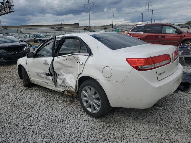3LNHL2GC7CR814667 - 2012 LINCOLN MKZ WHITE photo 2