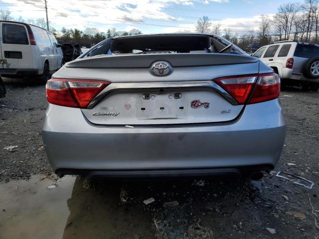 4T1BF1FK7HU293496 - 2017 TOYOTA CAMRY LE SILVER photo 6