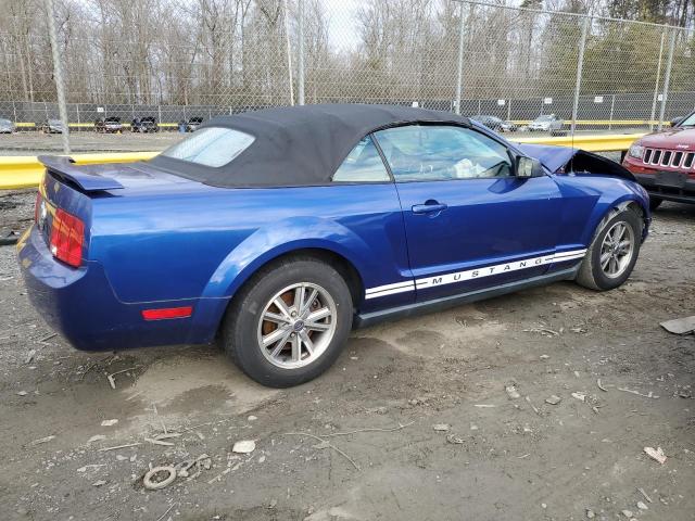 1ZVFT84N255238848 - 2005 FORD MUSTANG BLUE photo 3