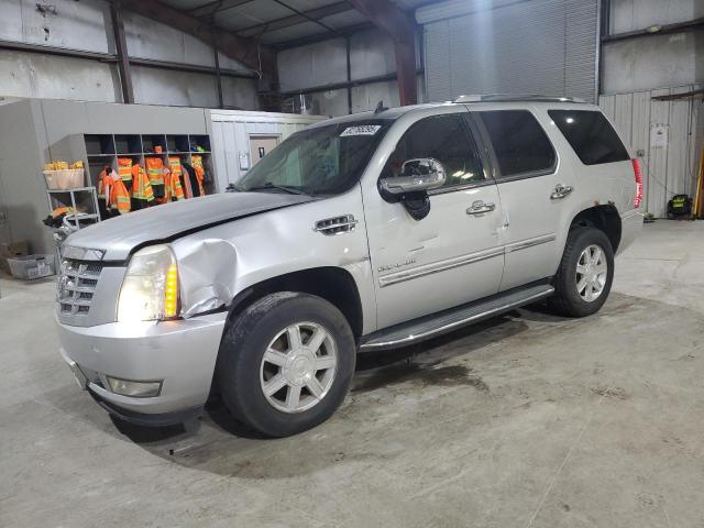 2010 CADILLAC ESCALADE, 