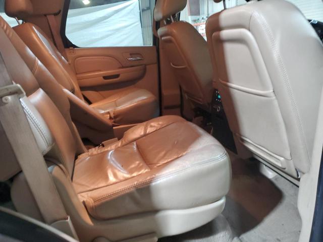 1GYUKAEF2AR112367 - 2010 CADILLAC ESCALADE GRAY photo 11