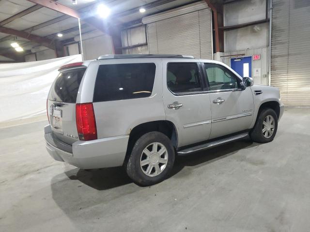 1GYUKAEF2AR112367 - 2010 CADILLAC ESCALADE GRAY photo 3